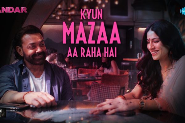 Kyun Mazaa Aa Raha Hai